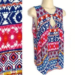 Pants Store Flyaway Keyhole Tank NWT Sz L